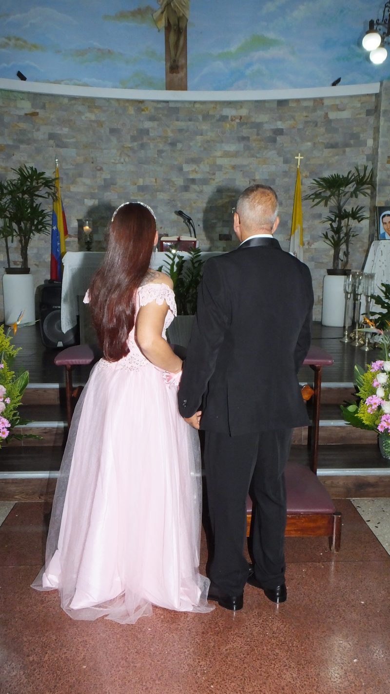 Boda Elena Montemuro